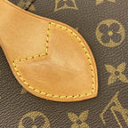 Louis Vuitton Vintage Monogram Carte Cierre 26 cm Shoulder — view 5