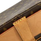 Louis Vuitton Vintage Monogram Carte Cierre 26 cm Shoulder — view 6