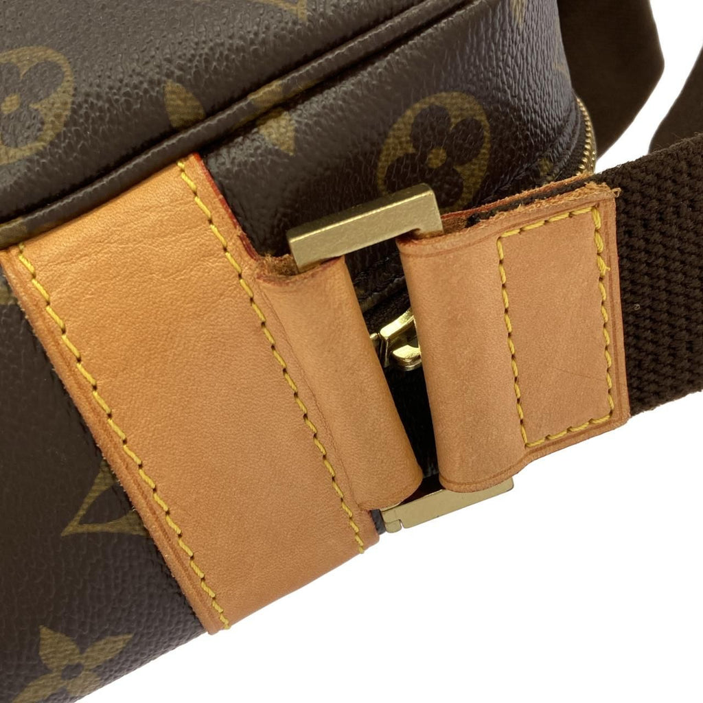 Louis Vuitton Vintage Monogram Sac Bosford — view 4