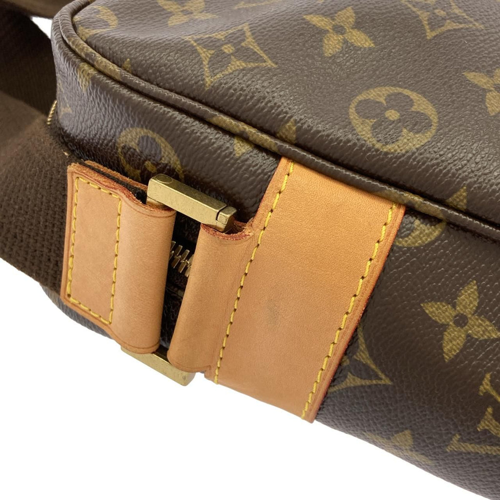 Louis Vuitton Vintage Monogram Sac Bosford — view 5