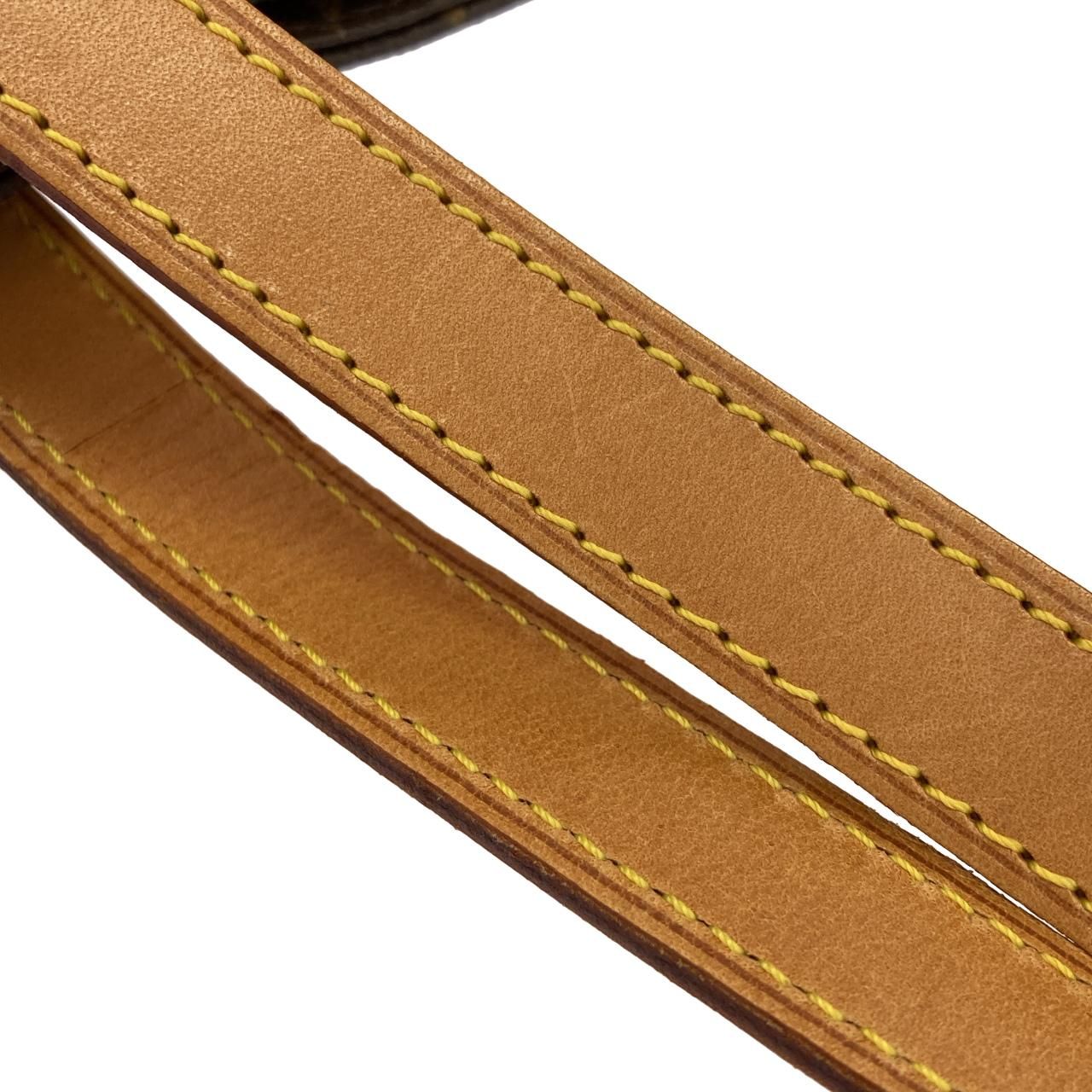 Louis Vuitton Vintage Monogram Cabas Mezzo — view 8