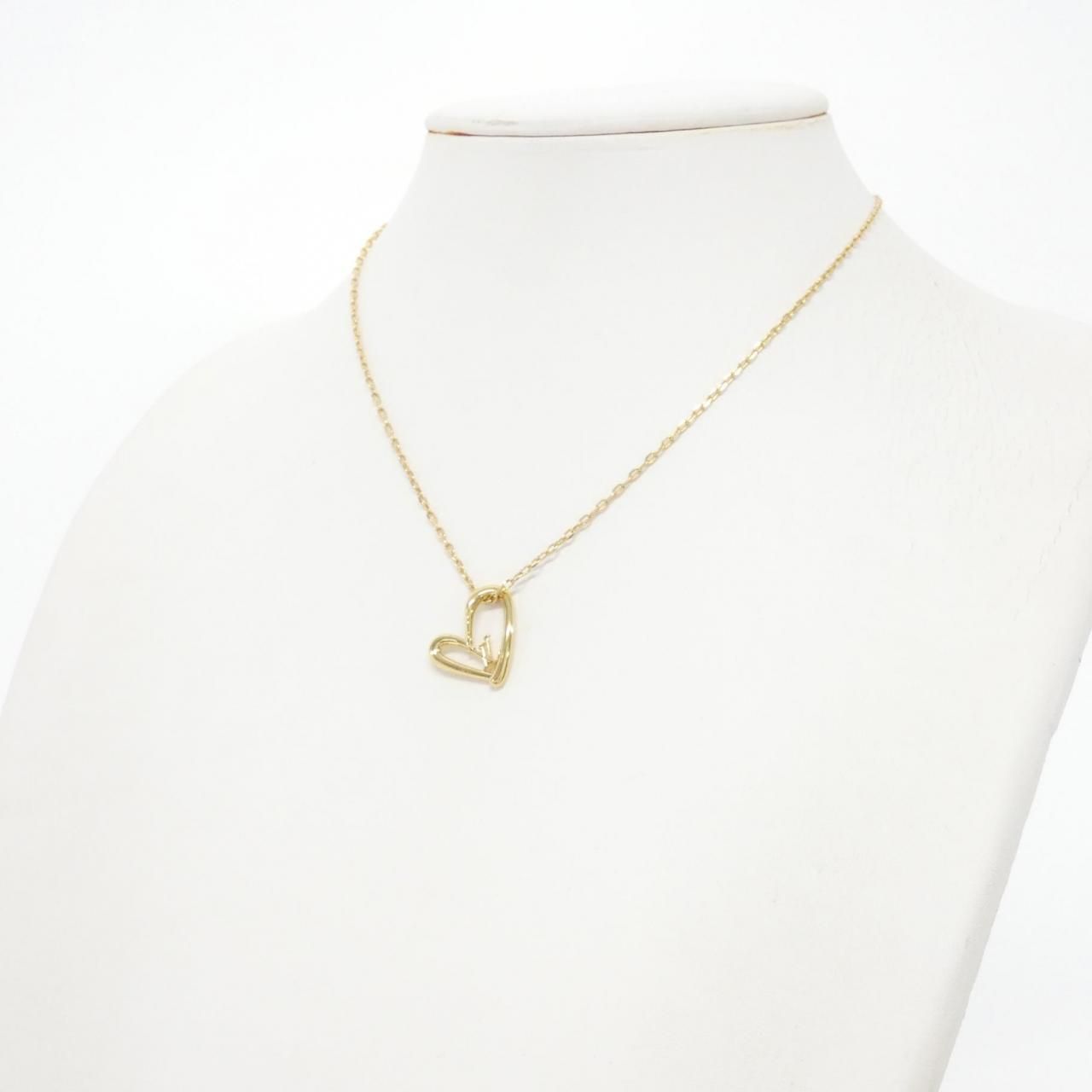 Louis Vuitton Collier Heart Foreign Love Necklace — view 4