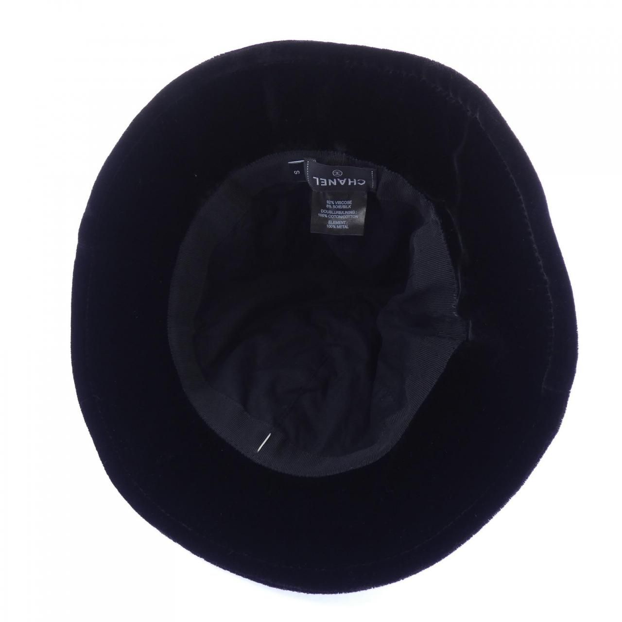 Chanel Crochet Hat Black — view 5