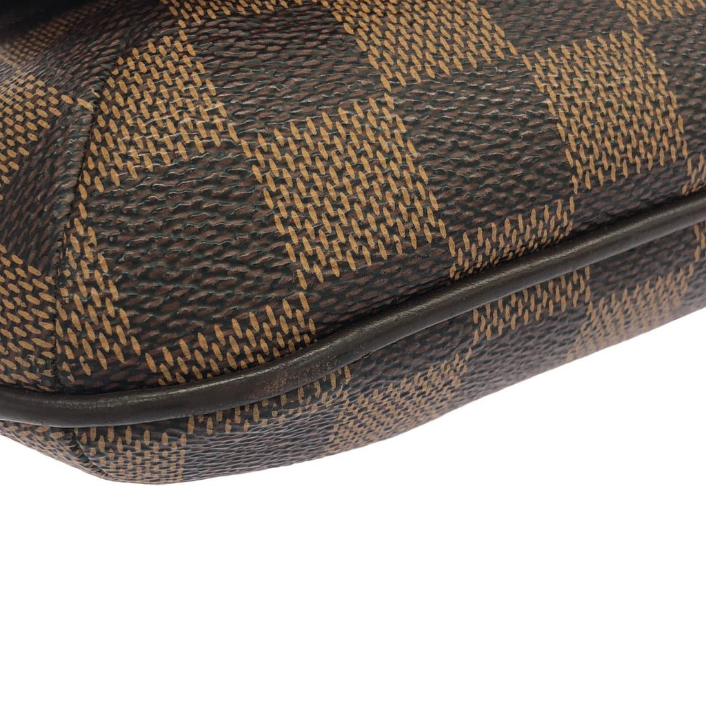 Louis Vuitton Vintage Damier Musette Salsa Shoulder — view 4