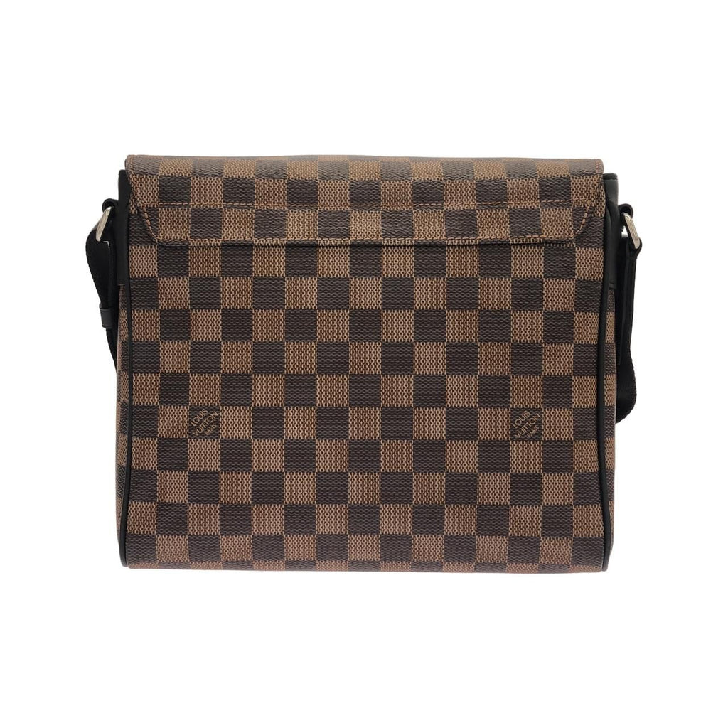 Louis Vuitton Vintage Damier District PM Shoulder — view 2