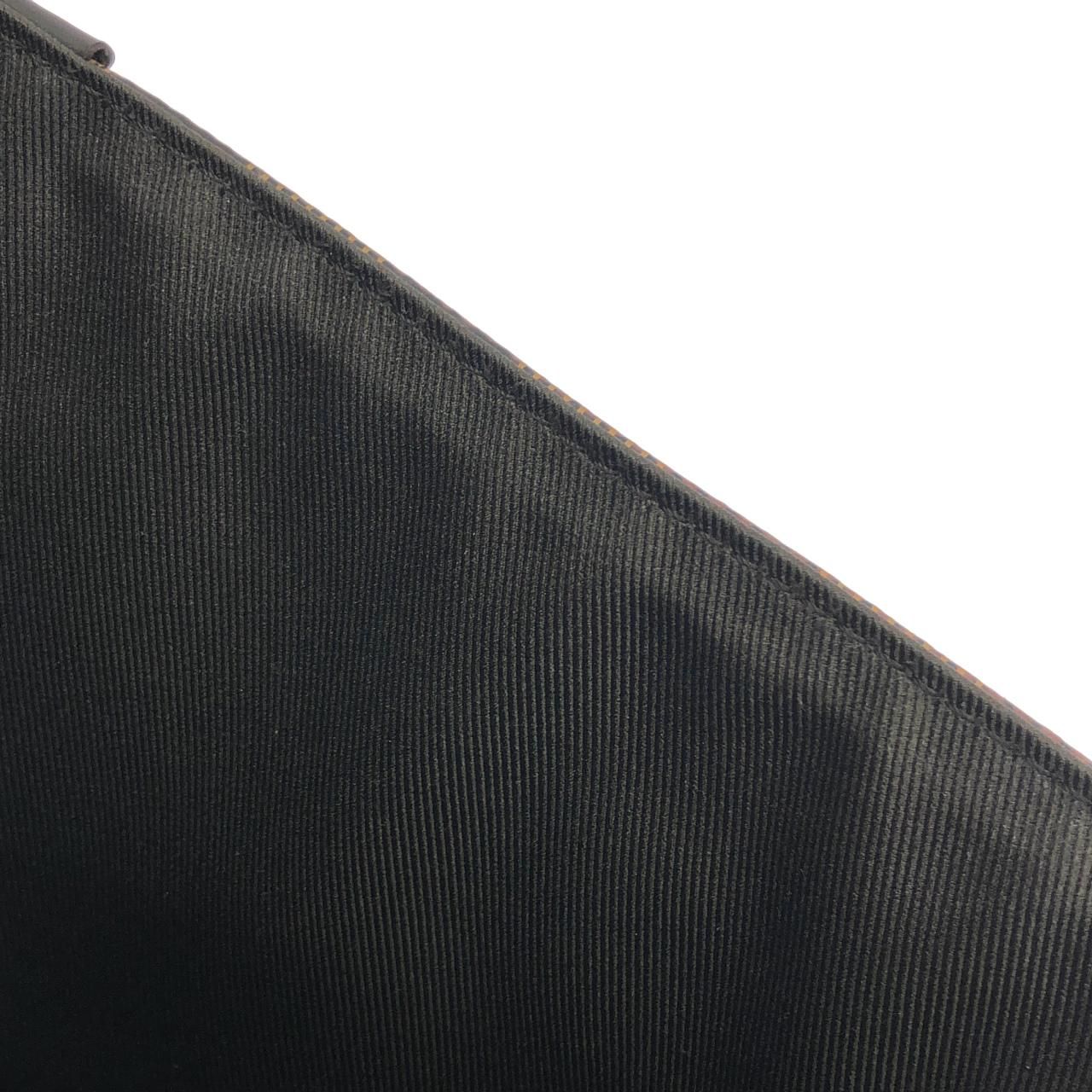 Louis Vuitton Vintage Damier District PM Shoulder — view 9