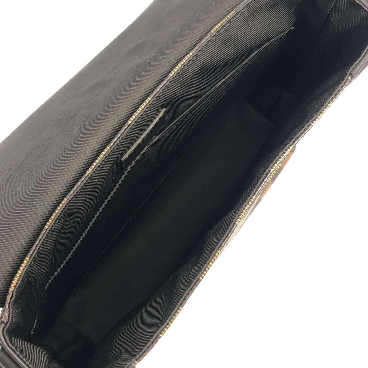 Louis Vuitton Vintage Damier District PM Shoulder — view 7