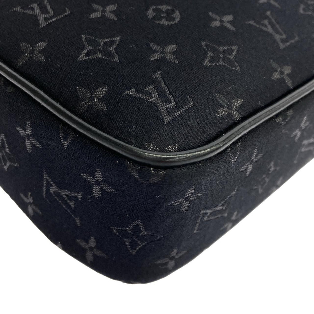 Louis Vuitton Vintage Comte de Fe Pochette Pouch — view 3