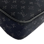 Louis Vuitton Vintage Comte de Fe Pochette Pouch — view 3
