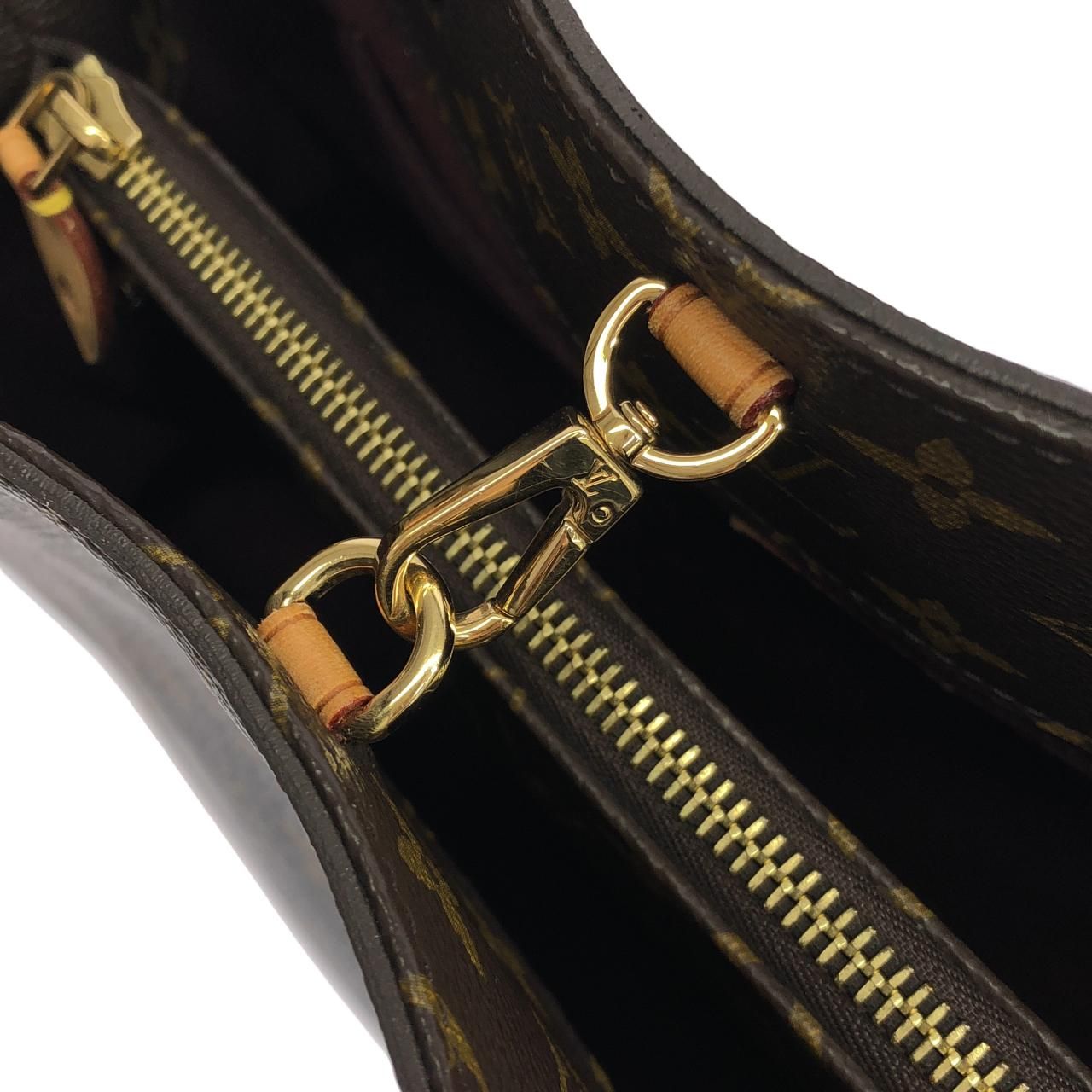 Louis Vuitton Monogram Montaigne MM — view 8