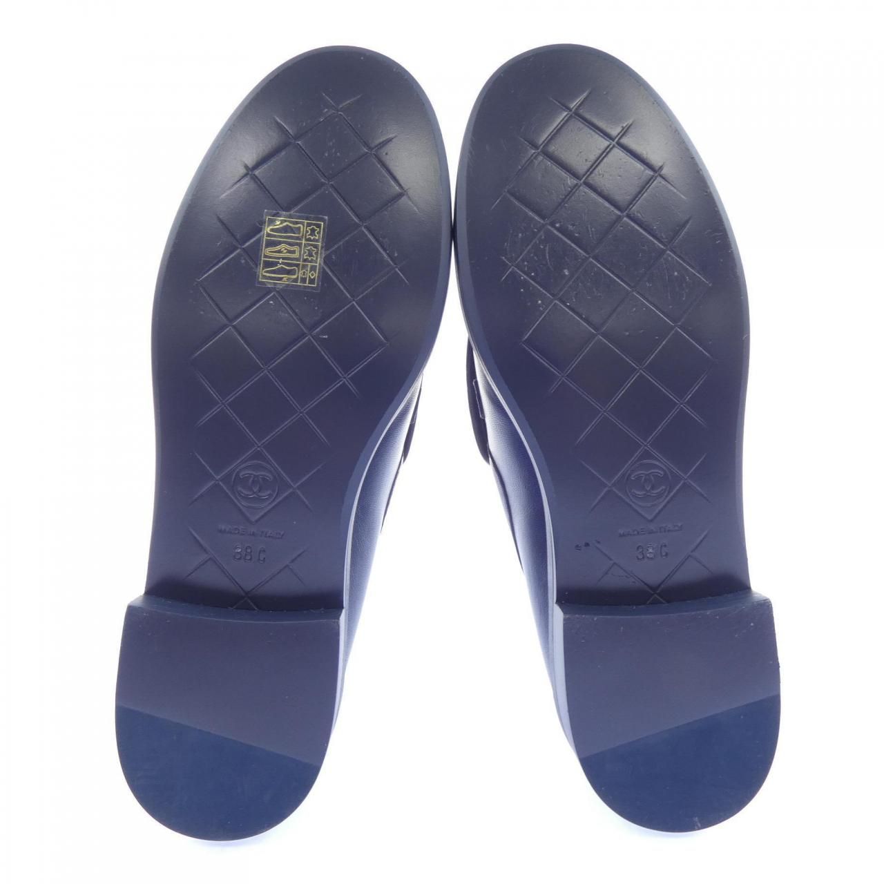 Chanel Loafers Turnlock Quilted Shoes — view 4