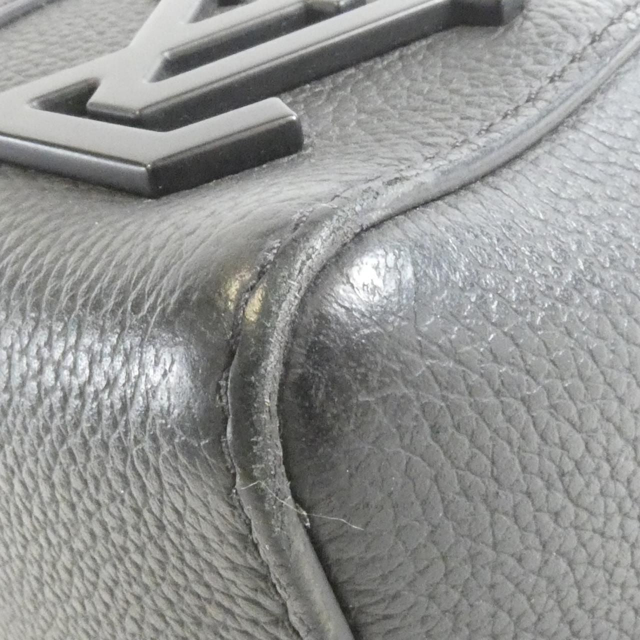 Louis Vuitton LV Aerogram City Keepall Shoulder — view 3
