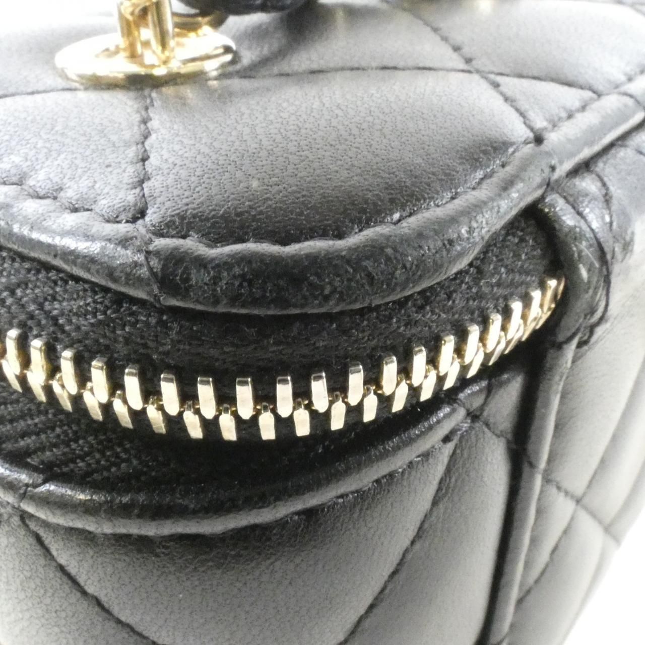 Chanel Timeless Classic Line Shoulder — view 4