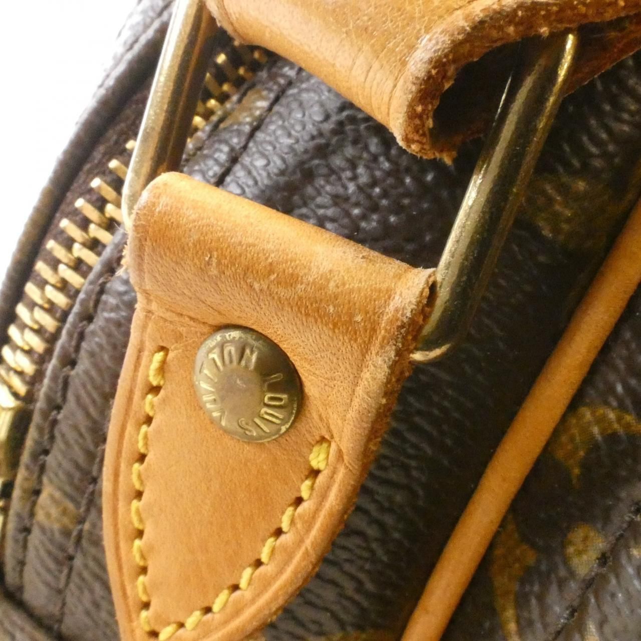 Louis Vuitton Monogram Reporter 28 cm Shoulder — view 5