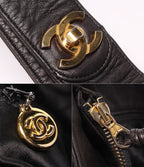 Chanel Tote Shoulder Bag Gold Quilted — view 6