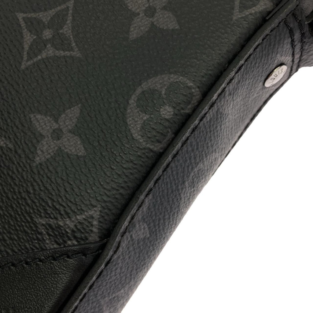 Louis Vuitton Monogram Eclipse Reverse Trio Messenger Shoulder — view 4