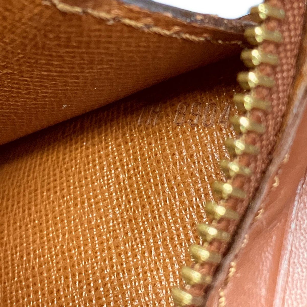 Louis Vuitton Second Bag Monogram Pochette Homme — view 9
