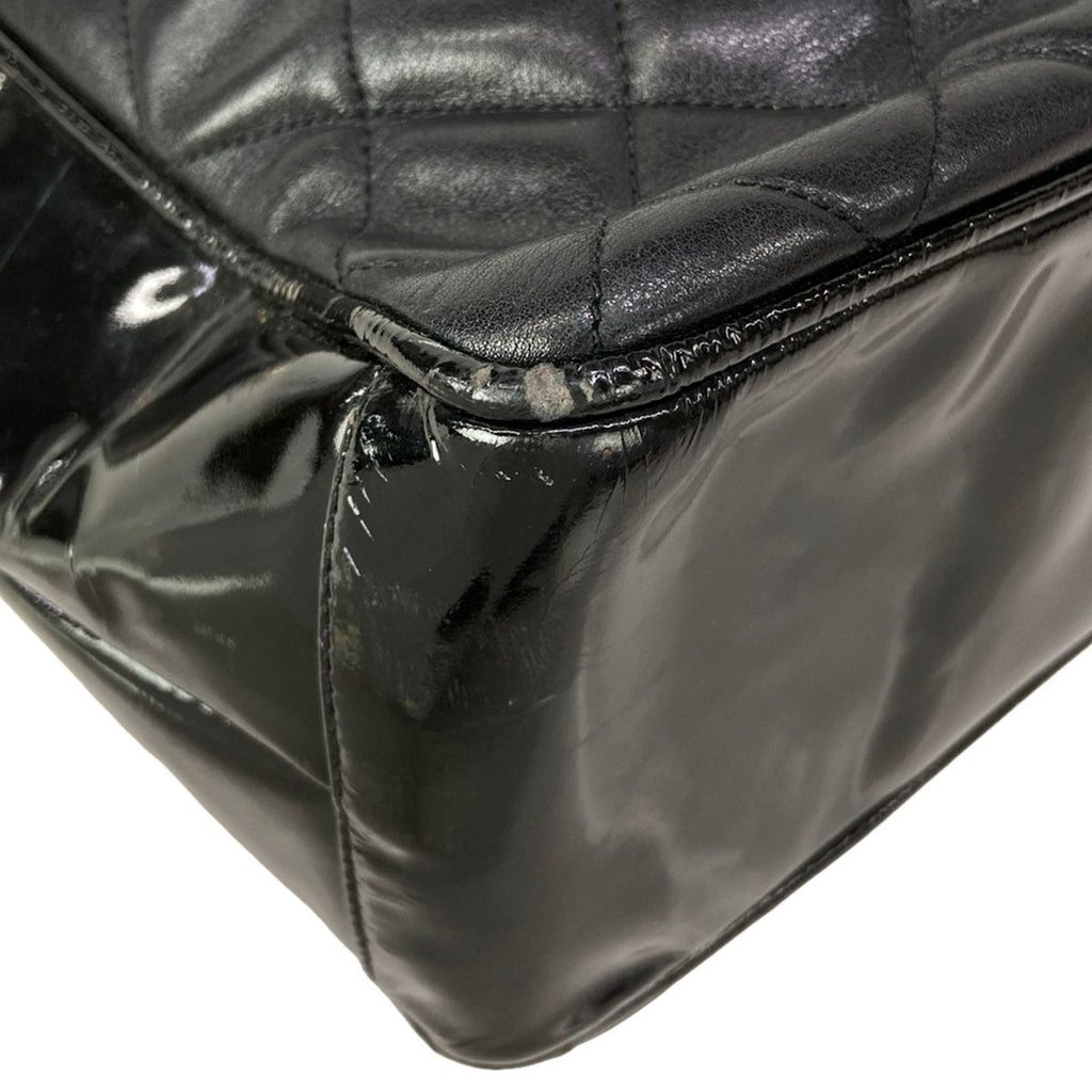Chanel Tote Quilted Black Chain Shoulder Gold Leather Lambskin — view 6