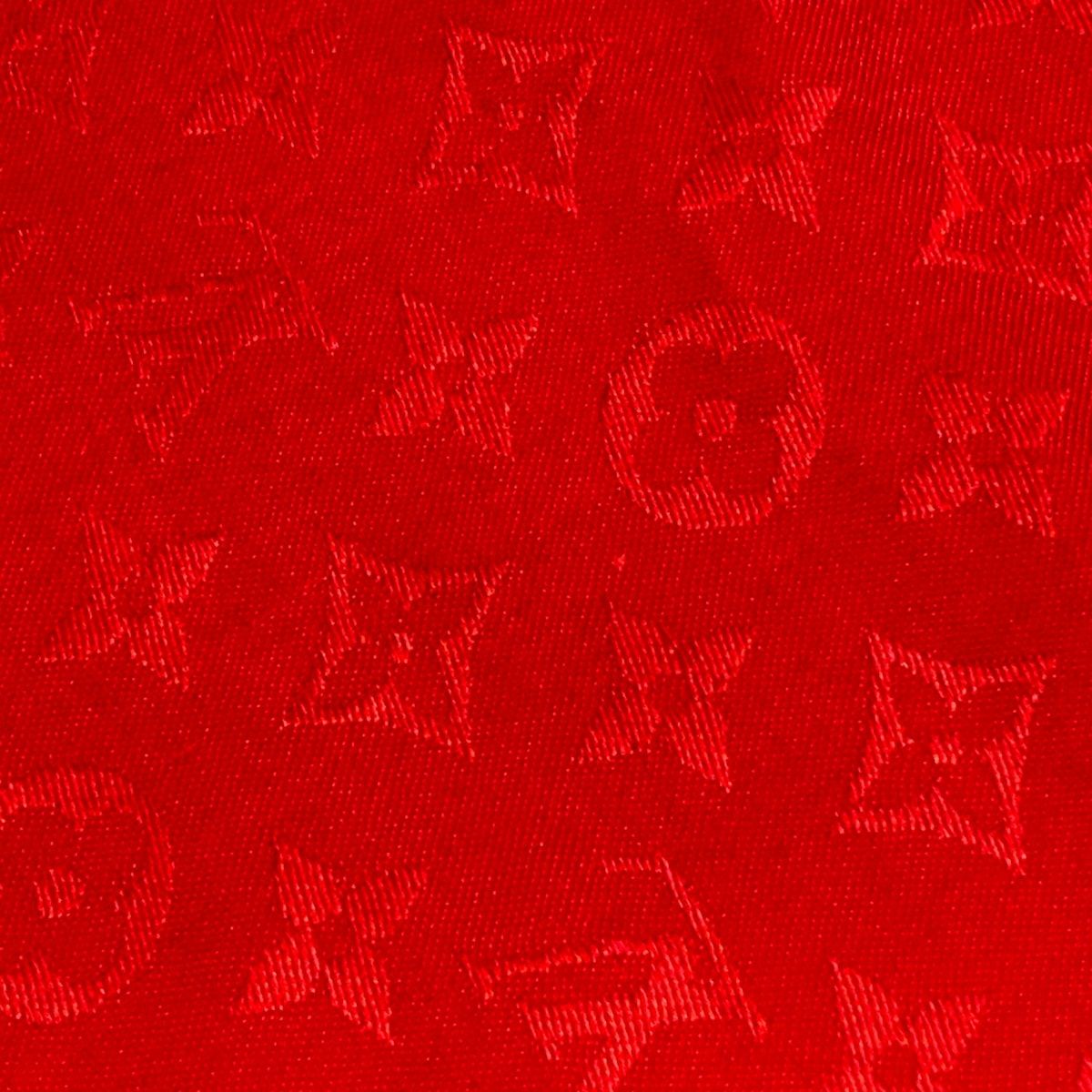Louis Vuitton Shawl Monogram Pomme D'amour Wool Silk Scarf — view 4