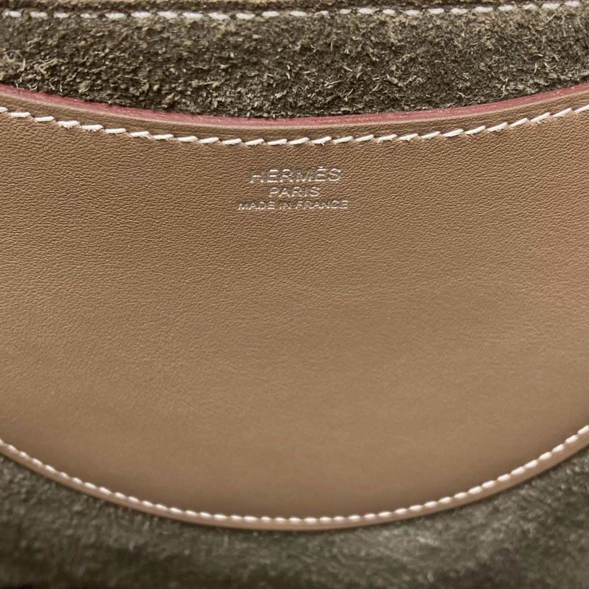 Hermes in the Loop 23 Etoupe Silver Handbag Taurillon — view 6