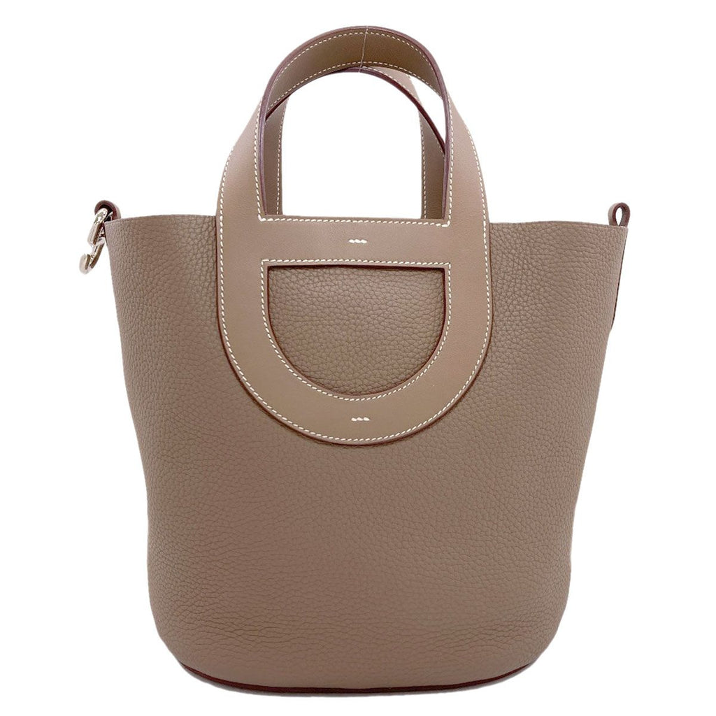 Hermes in the Loop 23 Etoupe Silver Handbag Taurillon — view 2