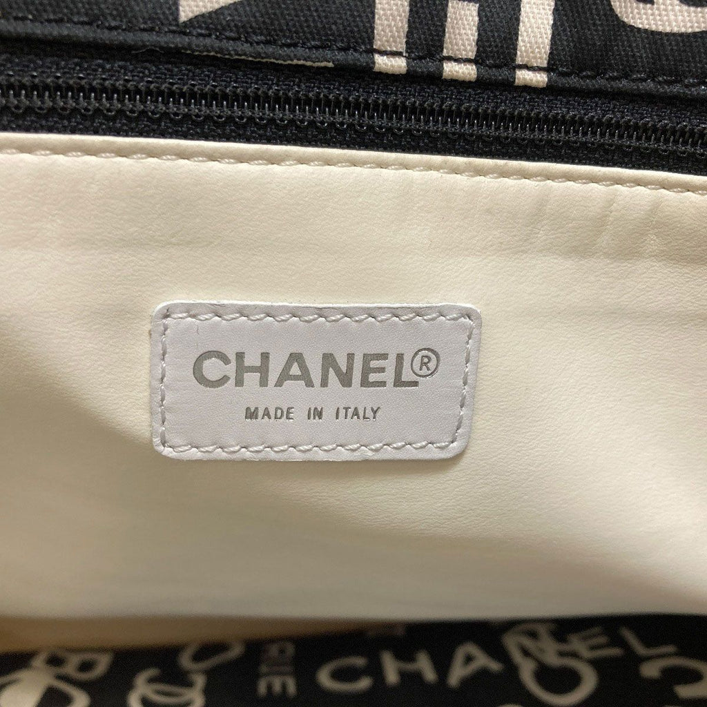 Chanel Tote Canvas Black — view 6