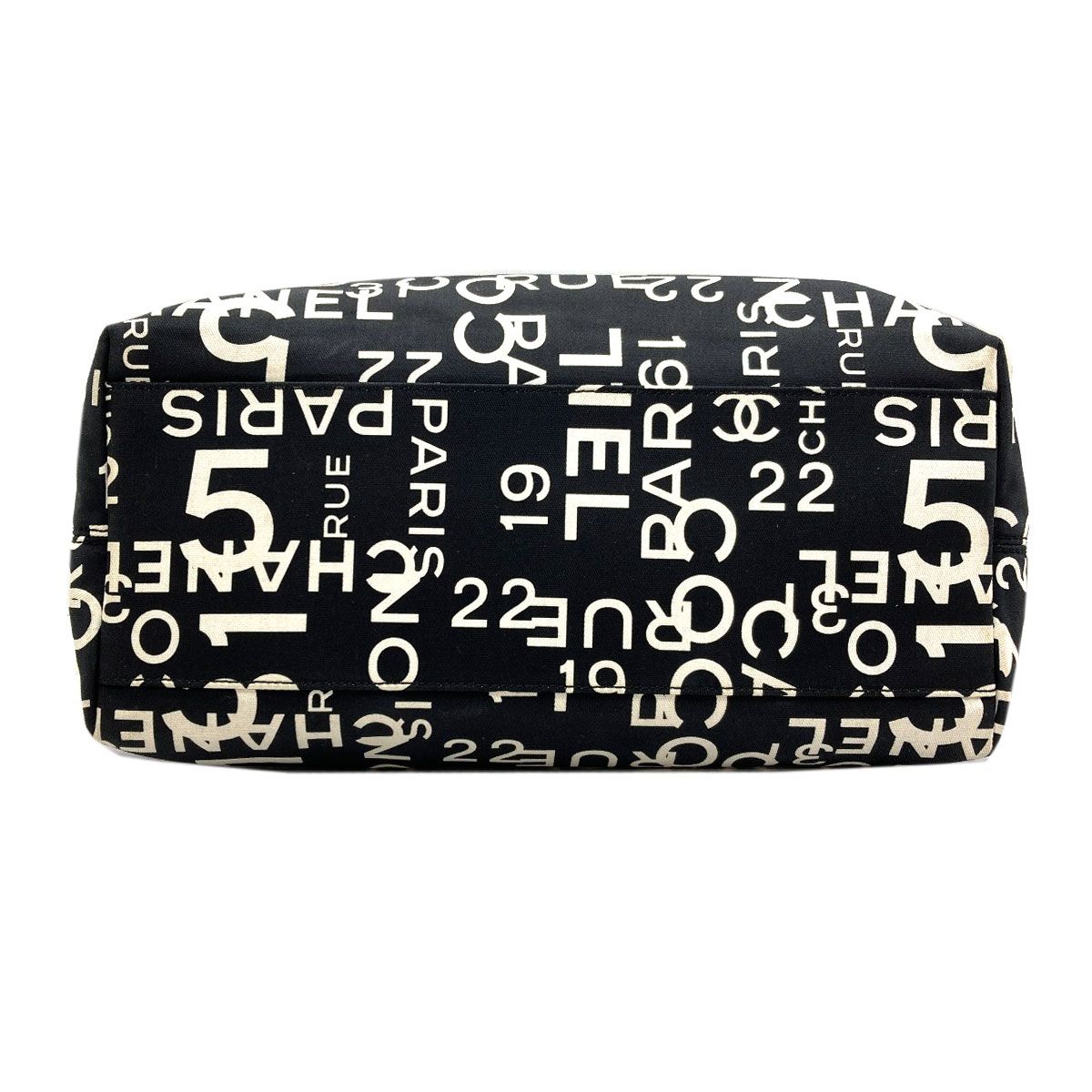 Chanel Tote Canvas Black — view 4
