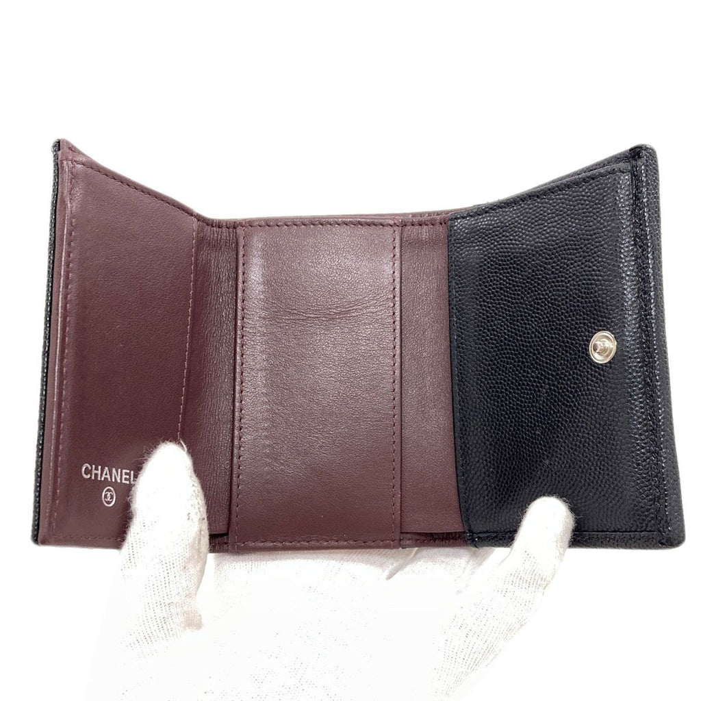 Chanel Quilted Silver Trifold Wallet Grained Calfskin — view 4