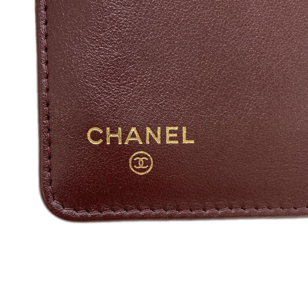Chanel CC Logo Quilted Gold Wallet Grained Calfskin — view 7