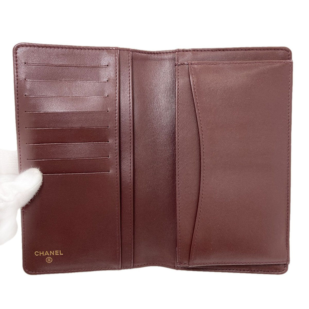 Chanel CC Logo Quilted Gold Wallet Grained Calfskin — view 4