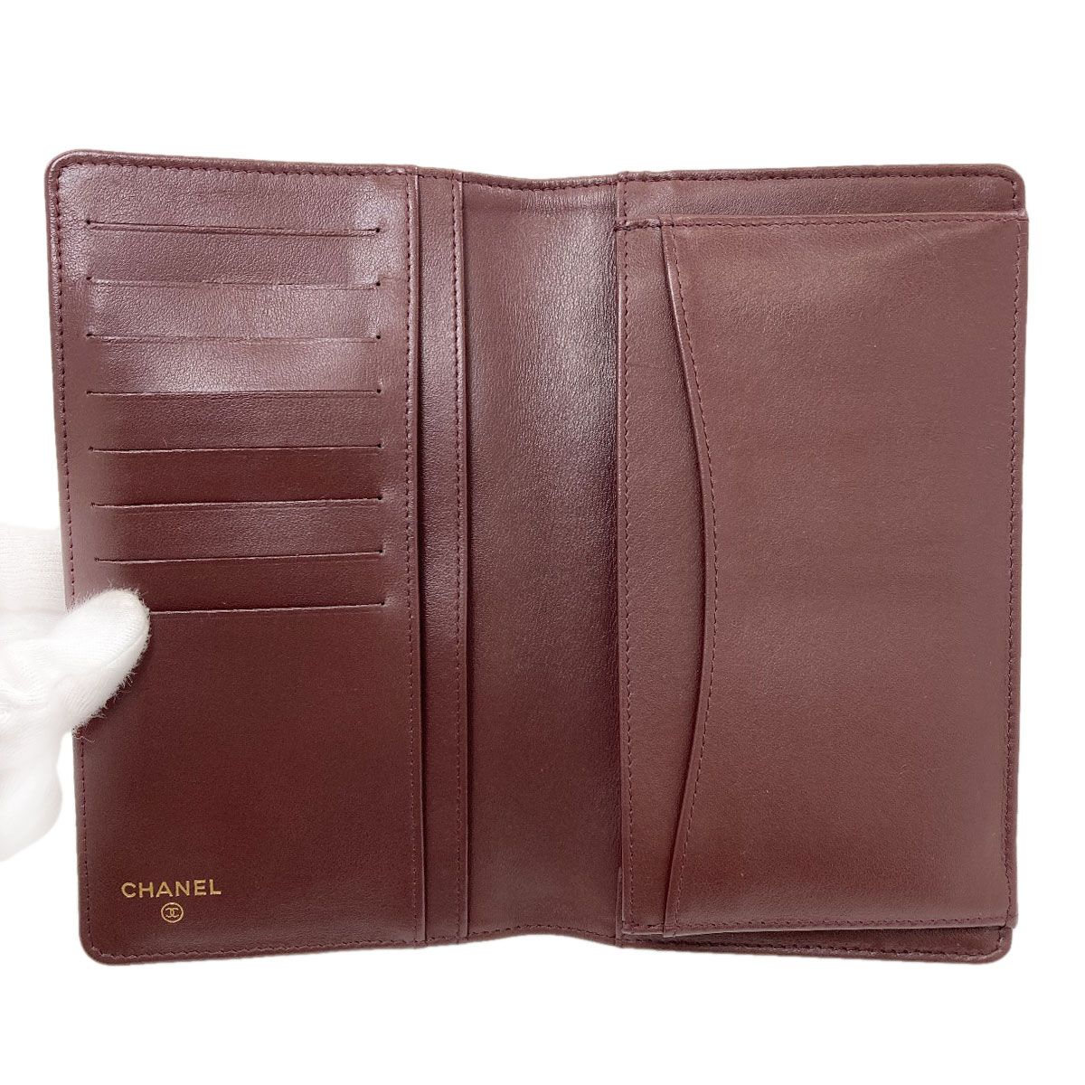 Chanel CC Logo Quilted Gold Wallet Grained Calfskin — view 4