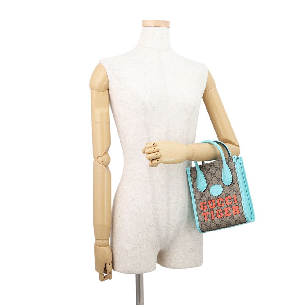 Gucci Interlocking Tiger GG Supreme 2-Way Mini Shoulder — view 4