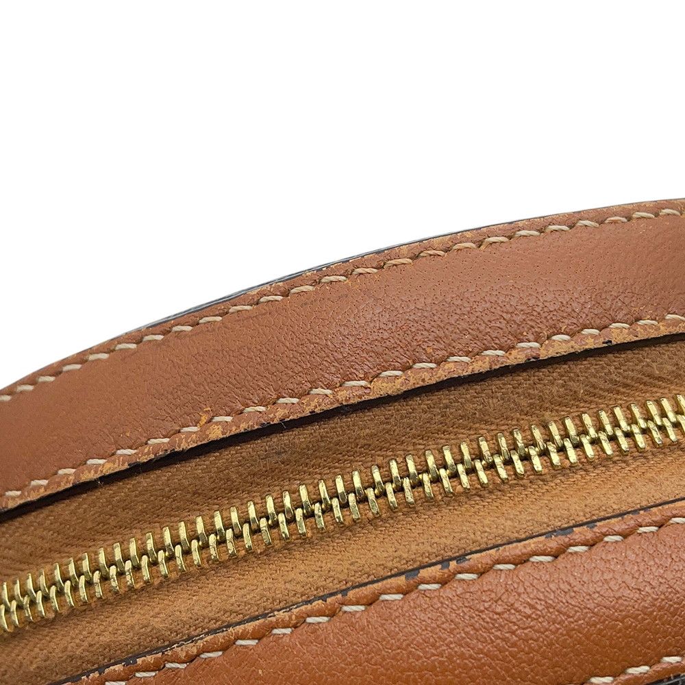 Celine Shoulder Bag Triomphe Round Leather Pochette — view 6