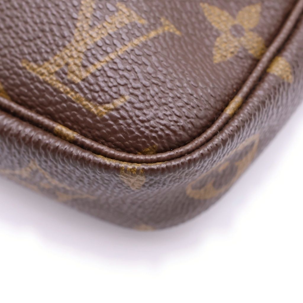 Louis Vuitton Monogram Pochette Handbag Case Brown Leather Gold — view 5