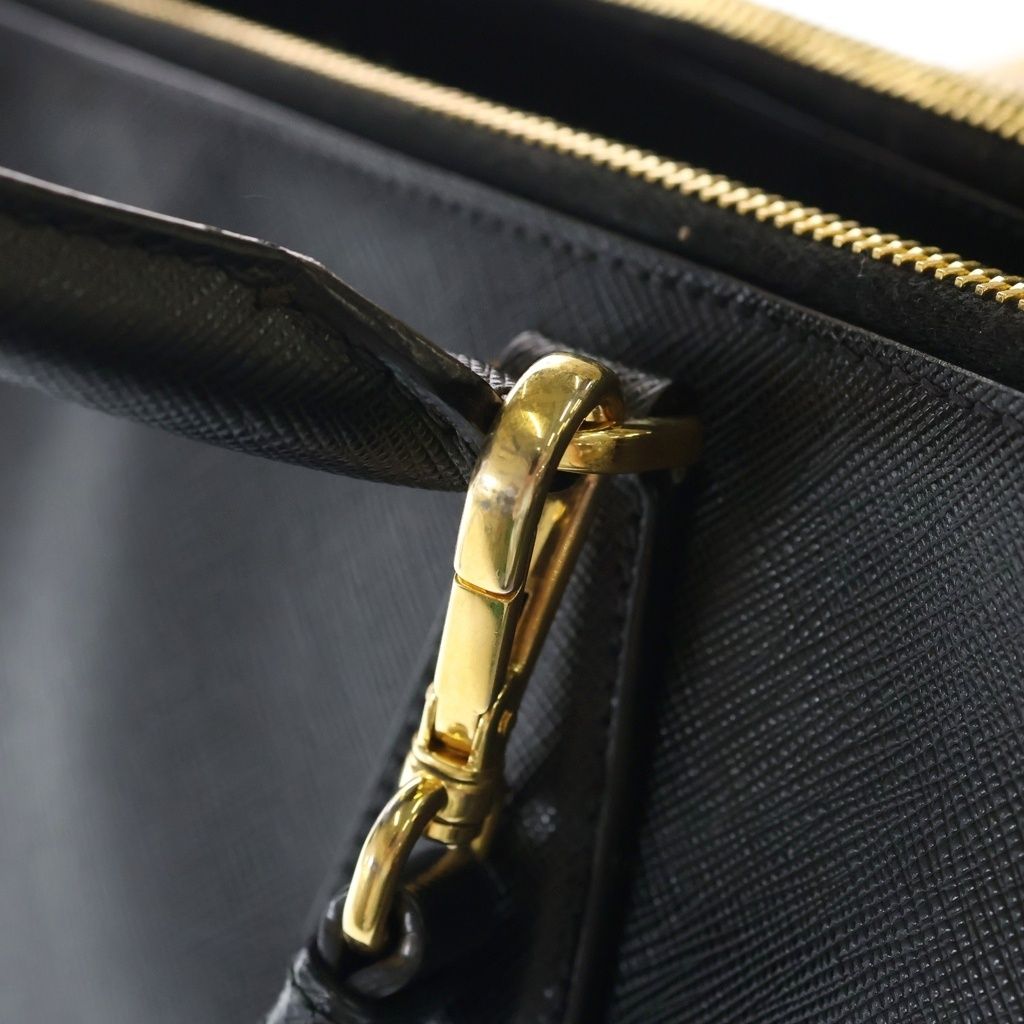 Prada Galleria Gold Leather 2-Way Shoulder Bag Tote Black — view 6