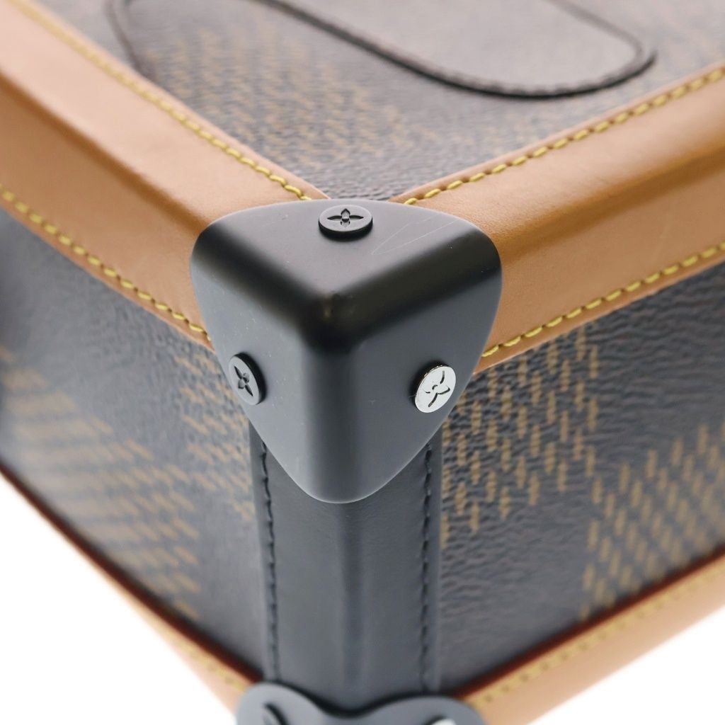 Louis Vuitton Collaboration LV Squared Collection Damier Giant Soft Trunk — view 5