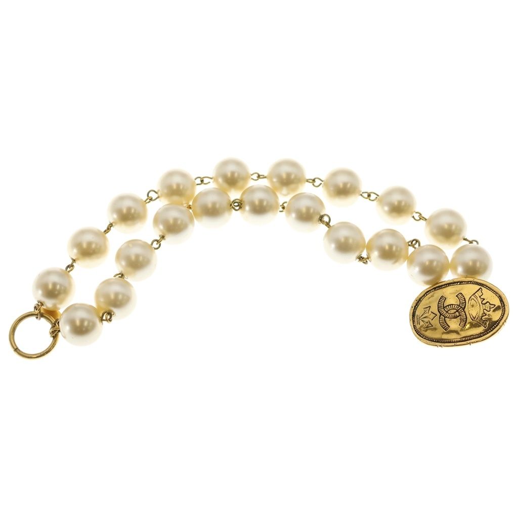 Chanel CC Logo Crown Faux Pearl Bracelet White Gold — view 6