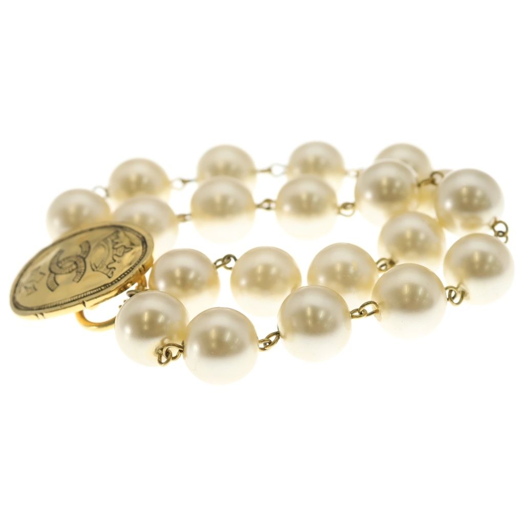 Chanel CC Logo Crown Faux Pearl Bracelet White Gold — view 4
