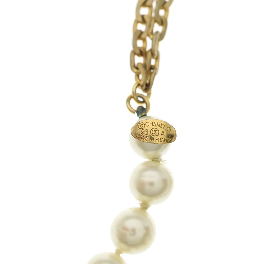 Chanel Pearl Long Chain Necklace White Gold — view 3