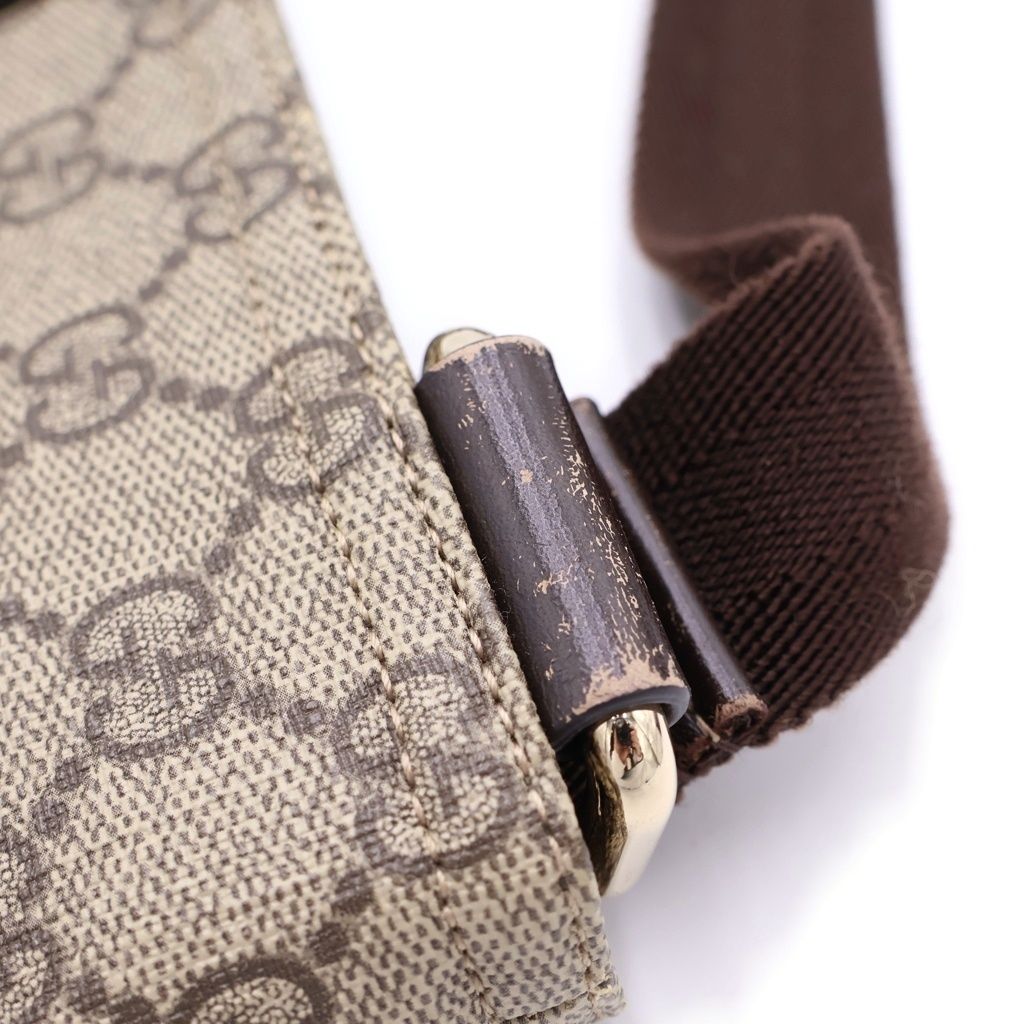 Gucci GG Supreme Shoulder Bag Beige Brown Leather Gold — view 6
