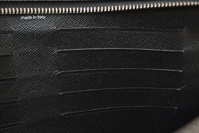 Louis Vuitton Clutch Taiga Pavel Ardoise Black — view 9