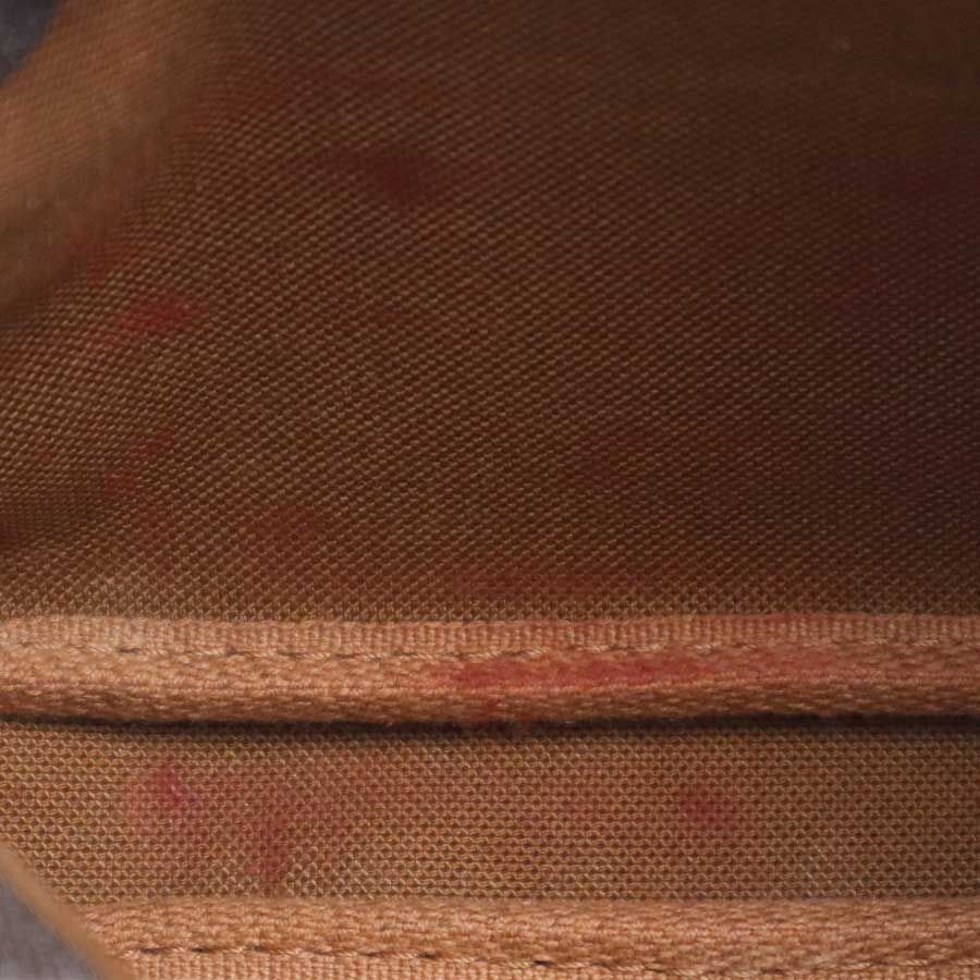 Louis Vuitton Pouch Handbag Monogram Mini Pochette — view 7