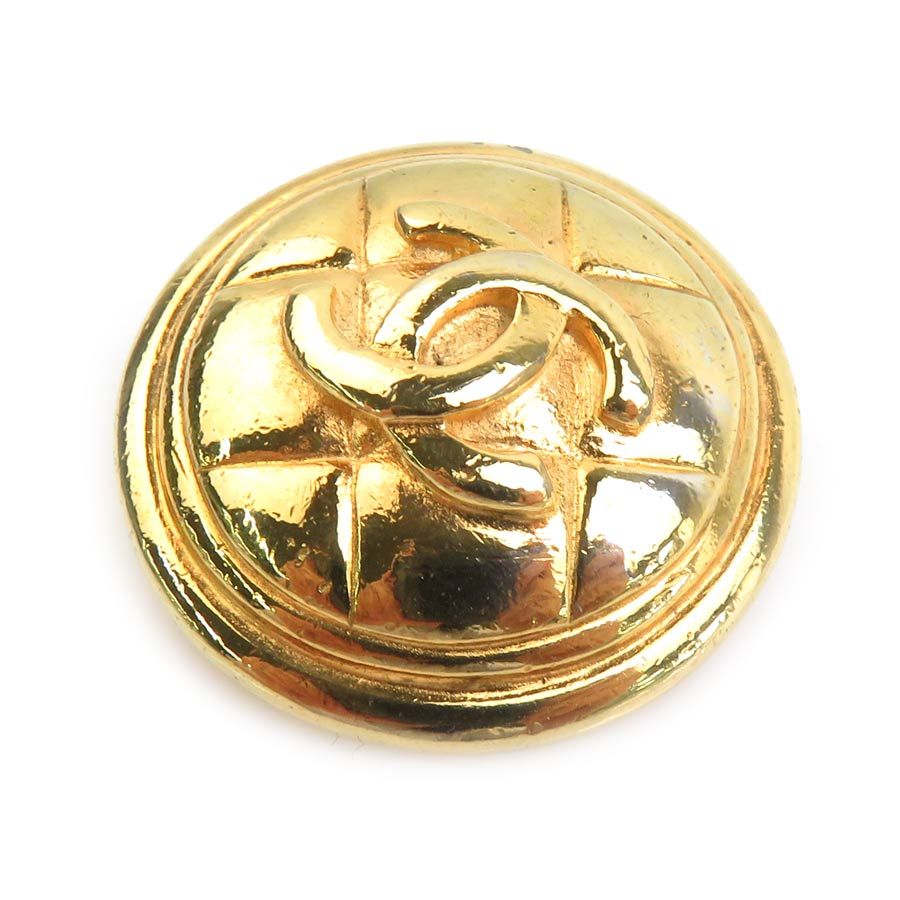 Chanel Brooch CC Logo — view 2