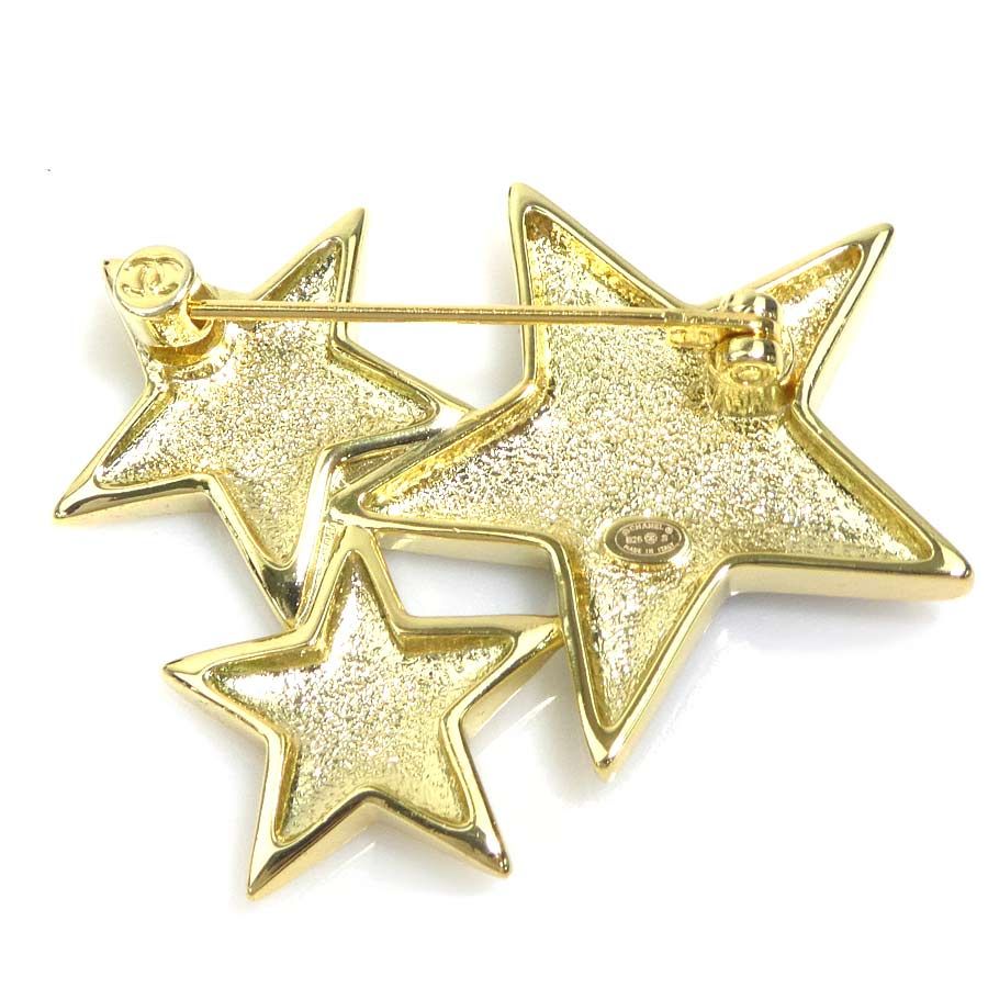 Chanel Brooch CC Logo Star — view 5