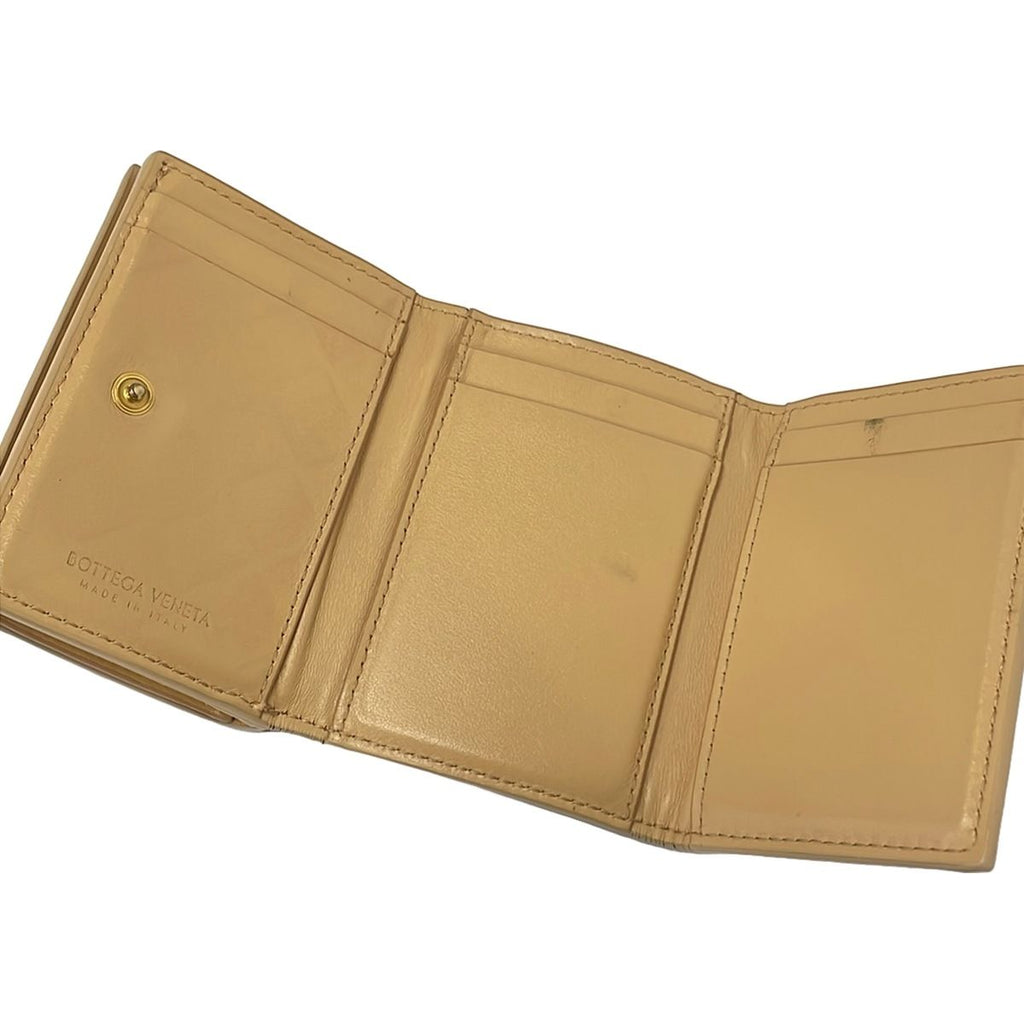 Bottega Veneta Trifold Wallet Intrecciato Light Brown Leather — view 3
