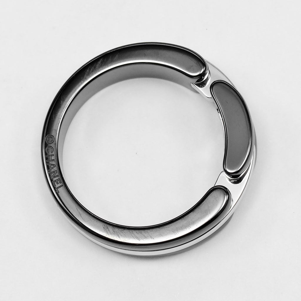 Chanel Ultra White Gold Ceramic Ring — view 9
