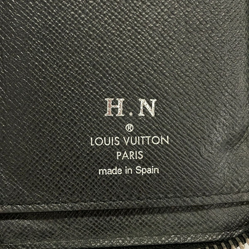 Louis Vuitton Wallet Taiga Zippy Vertical Ardoise Initial Leather — view 5