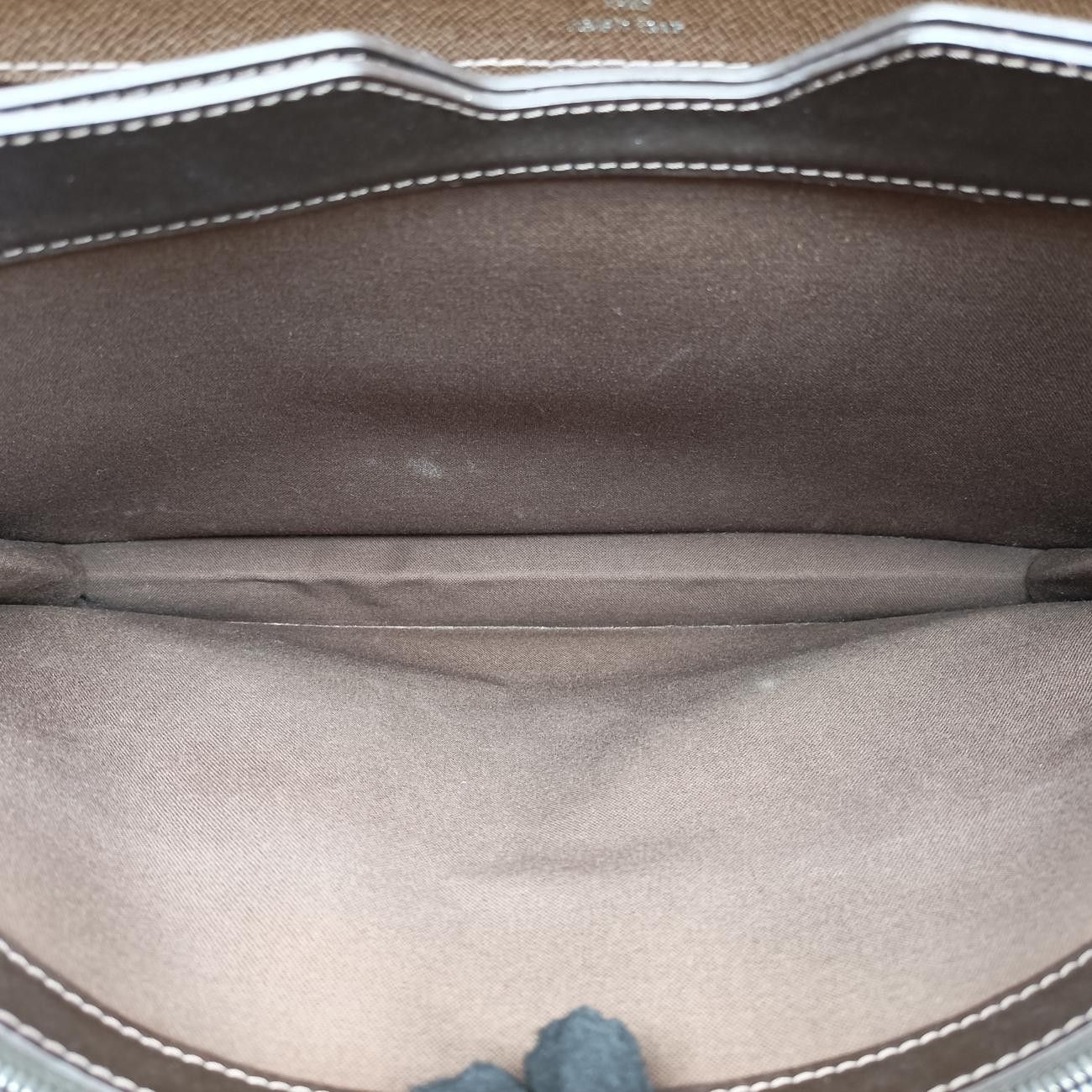 Louis Vuitton Serviet Moscova Grizzly Taiga Handbag — view 9