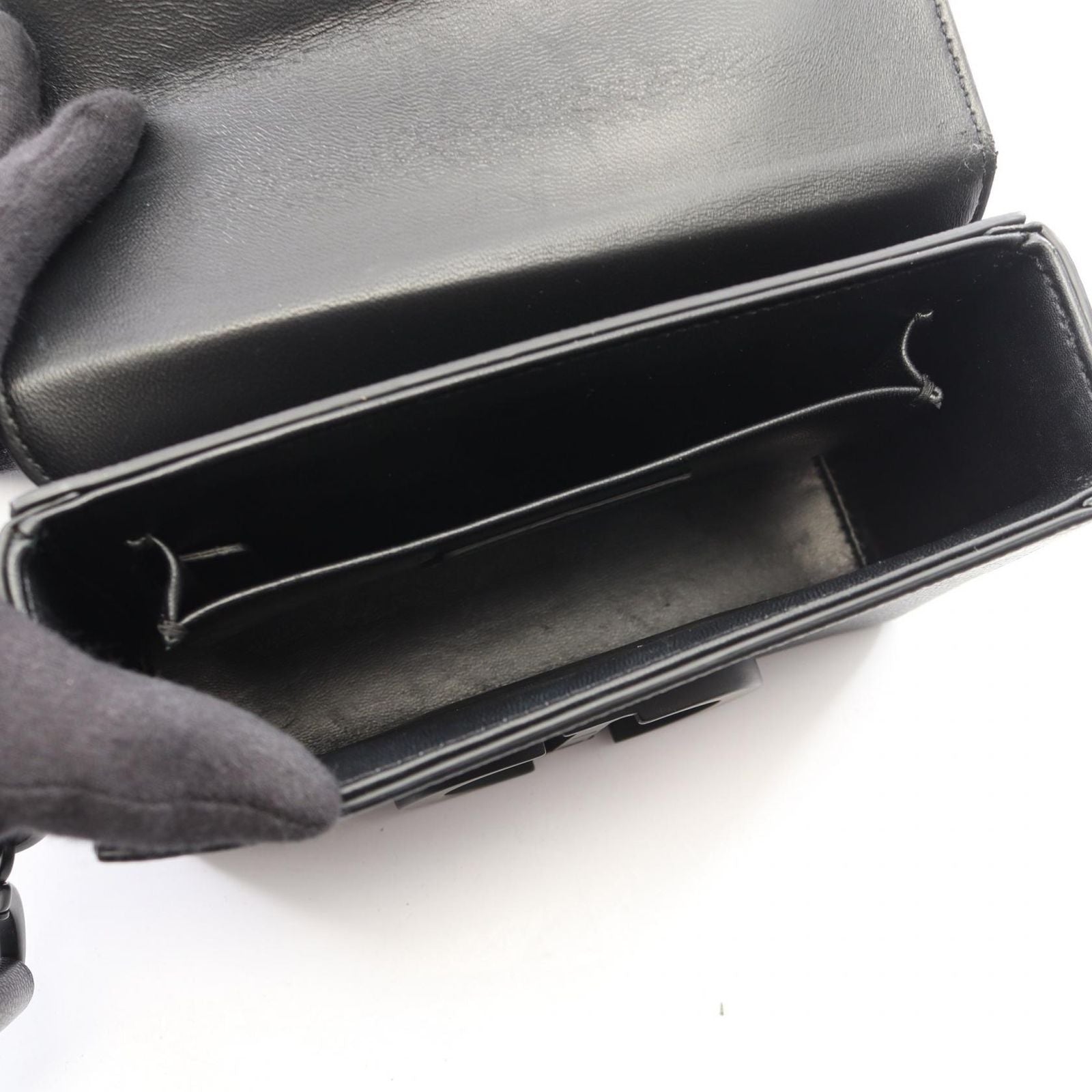 Dior Shoulder Bag 30 Montaigne Box Black Leather — view 3