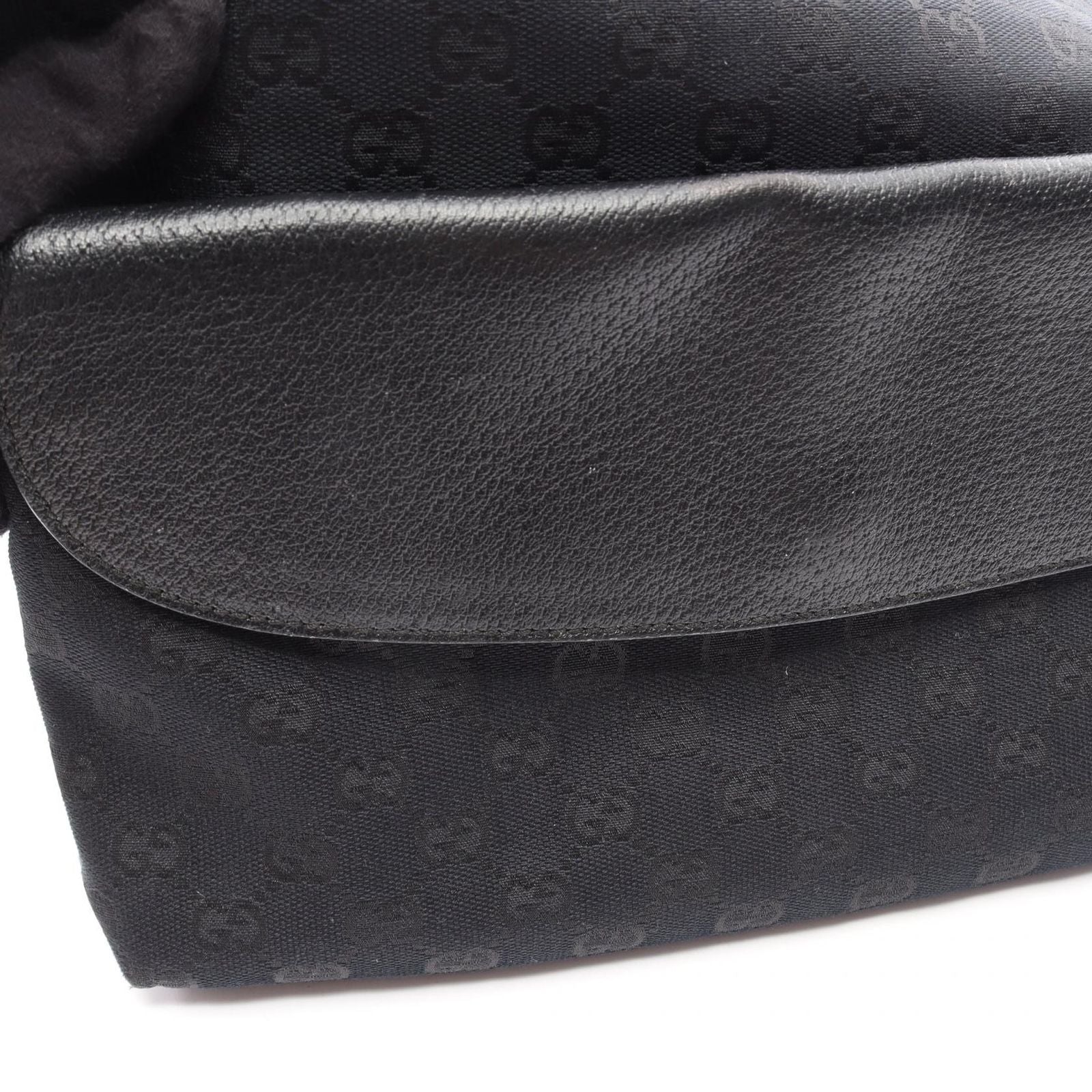 Gucci Shoulder Bag GG Canvas Black — view 6